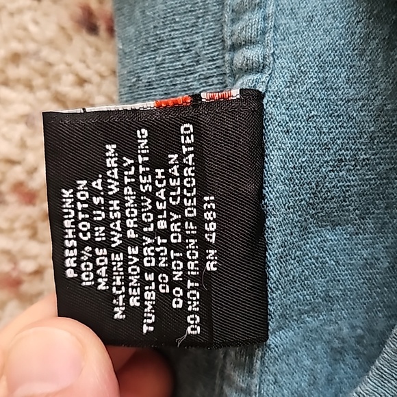 Vintage Sea turtle T-shirt.  Bald Head Island Conservancy - Picture 6 of 7